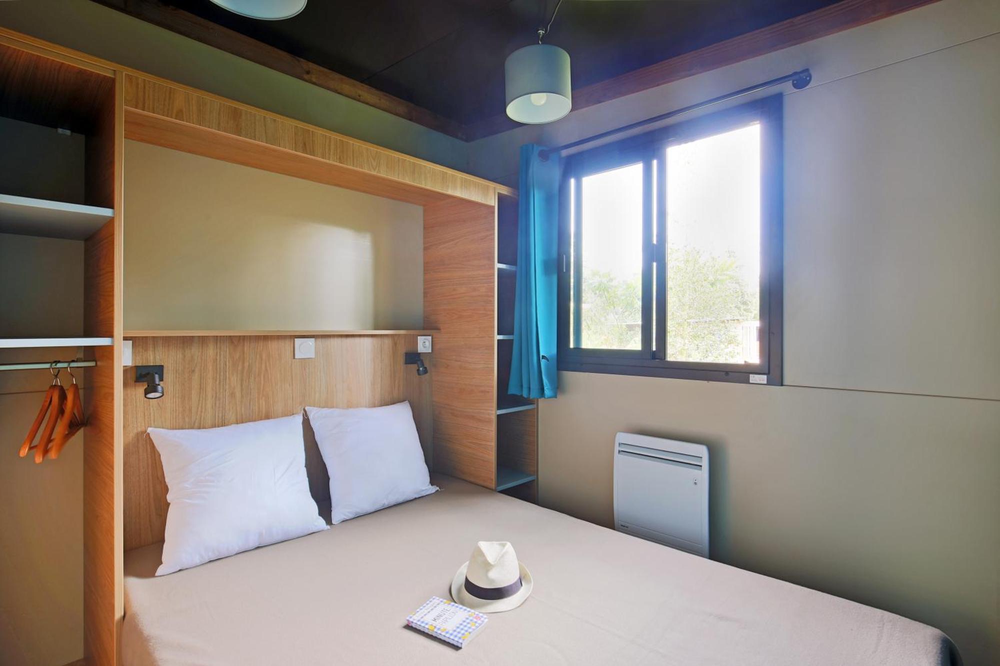 Camping Huttopia Chardons Bleus Ile De Re