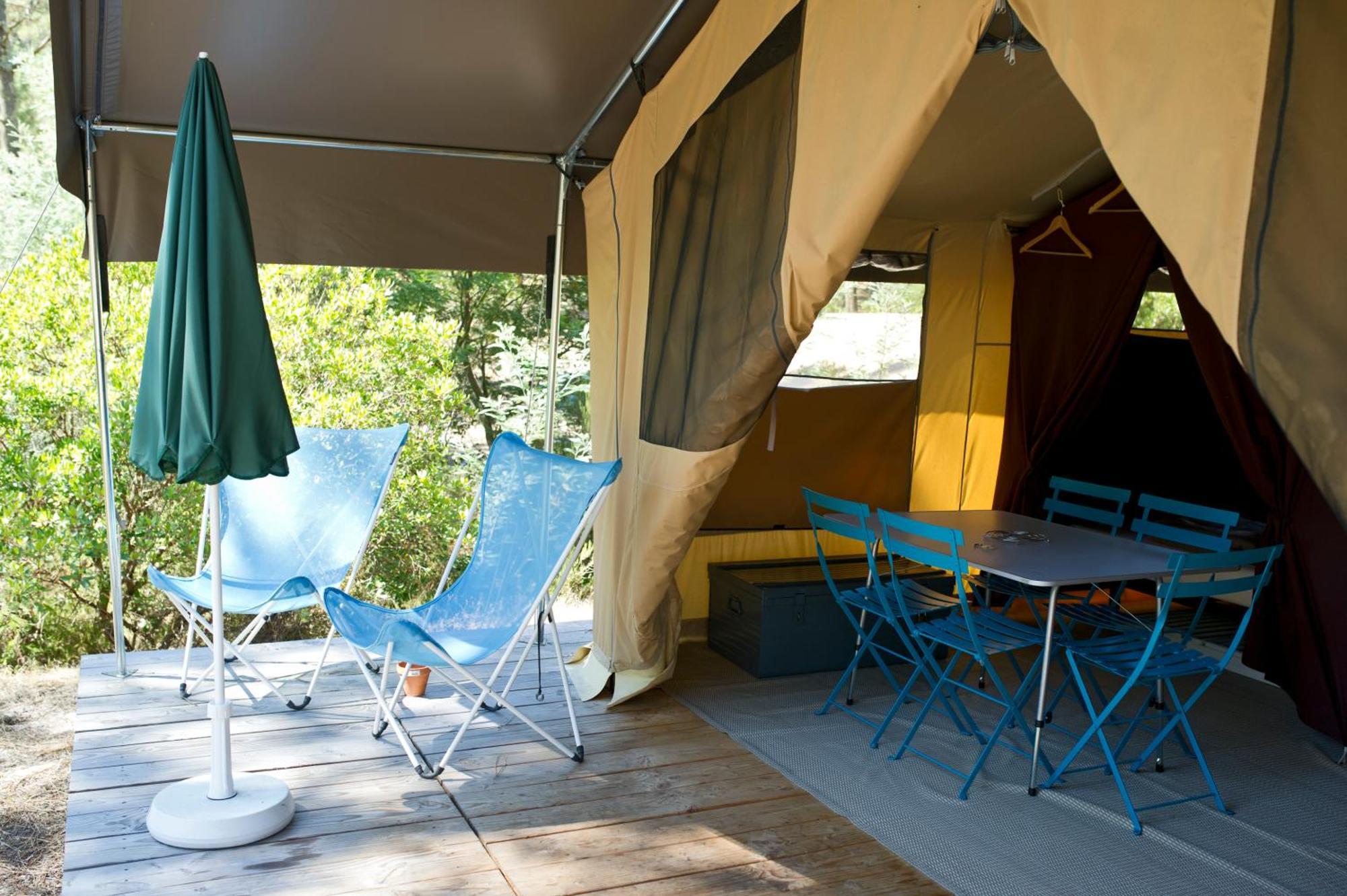 Huttopia Chardons Bleus Ile De Re Camping
